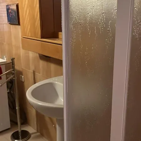 Little House Apartment *